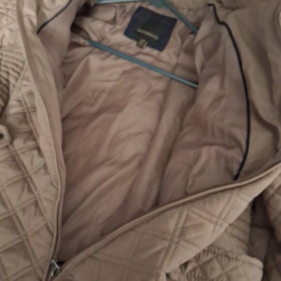 Womens winter warm jacket - Picture 3 of 3